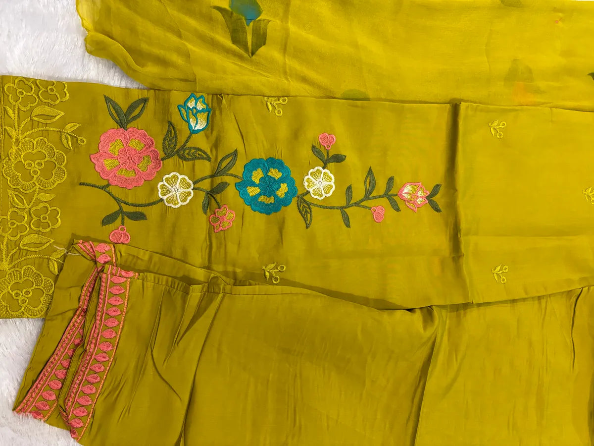 Green Cotton Partywear Suit Set For Women