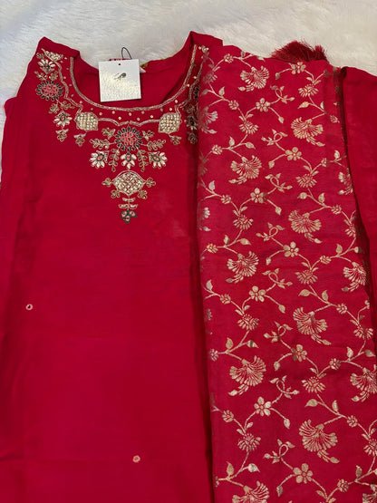 Pink Silk Cotton Partywear Suit Set For Women